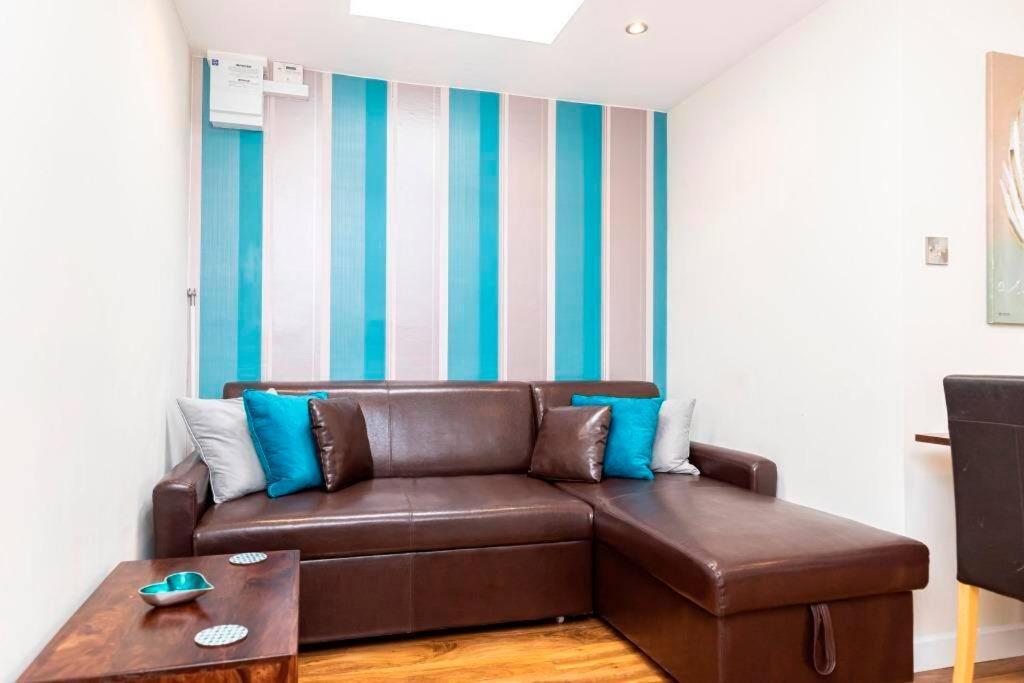 Bournecoast: Lovely Annex With Patio Nr Beach-5286 Μπόρνμουθ Εξωτερικό φωτογραφία