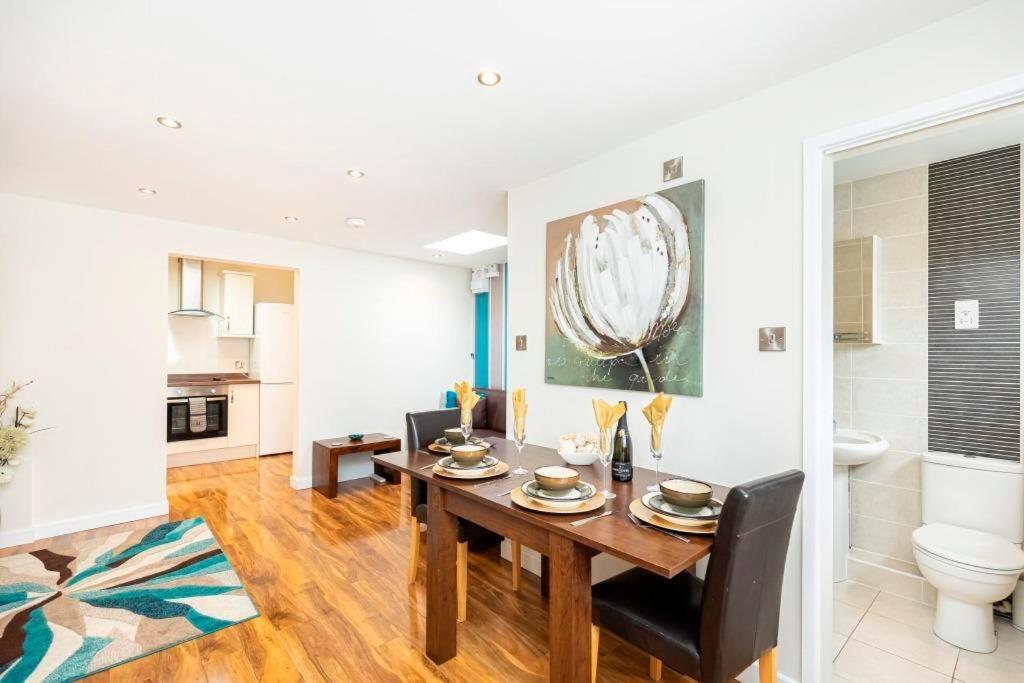 Bournecoast: Lovely Annex With Patio Nr Beach-5286 Μπόρνμουθ Εξωτερικό φωτογραφία